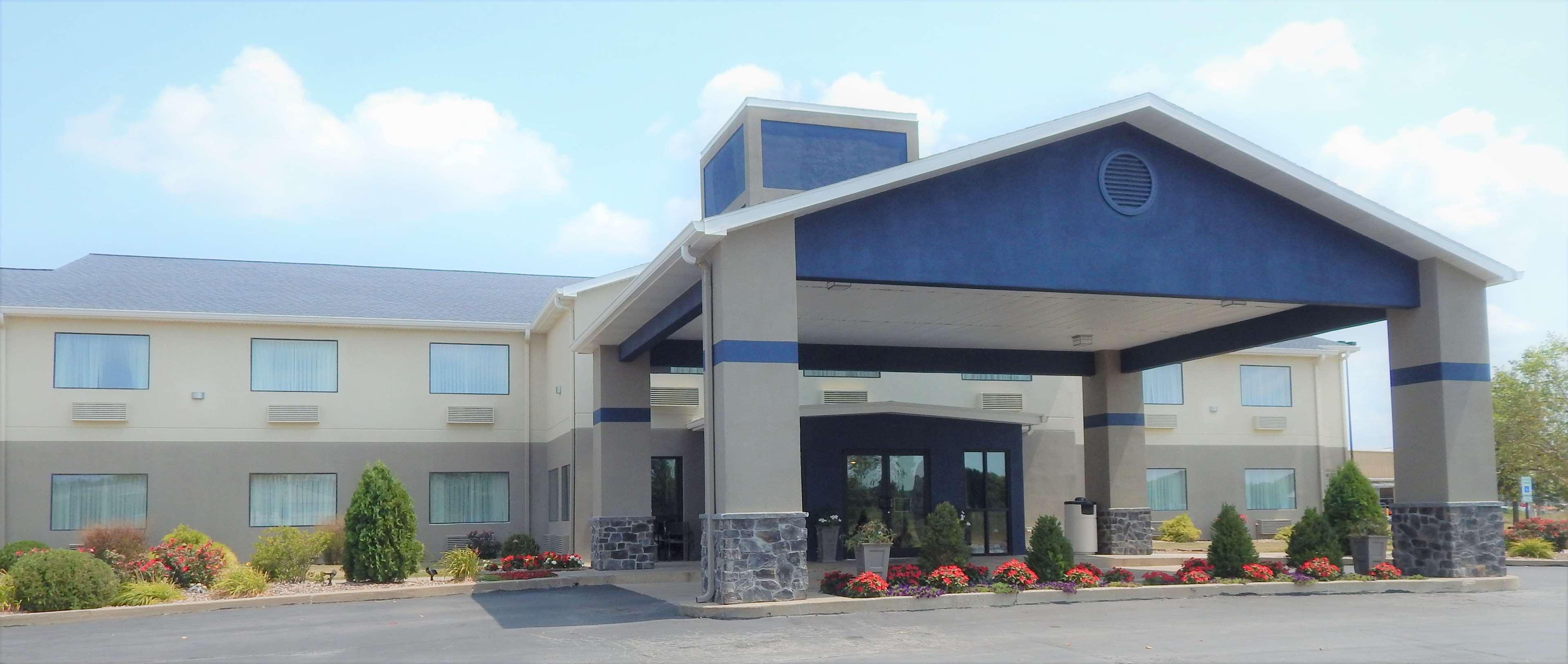 Best Western Brookfield Exterior photo