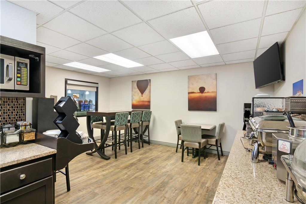 Best Western Brookfield Restaurant photo
